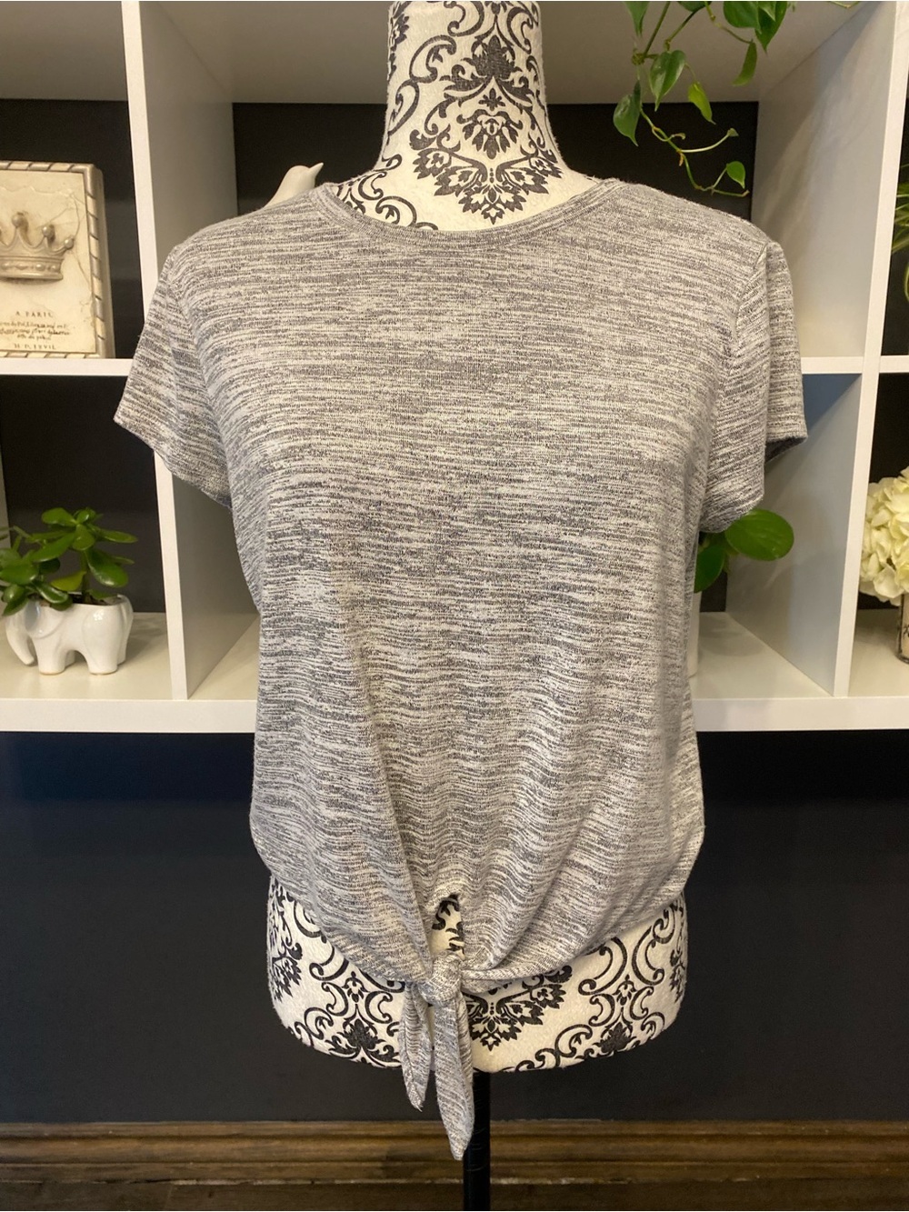 Lou & Grey Heather Grey Tie-Front Short Sleeve Top